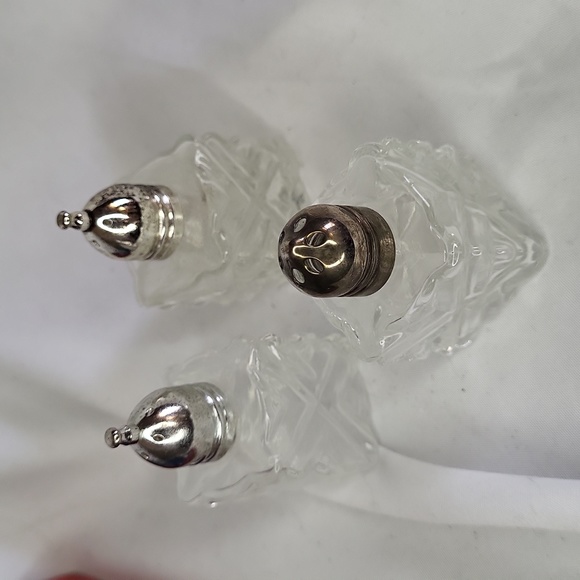 Crystal By LeonardJapan Vintage mini salt and pepper shakers (7) With extra lids - Picture 7 of 15